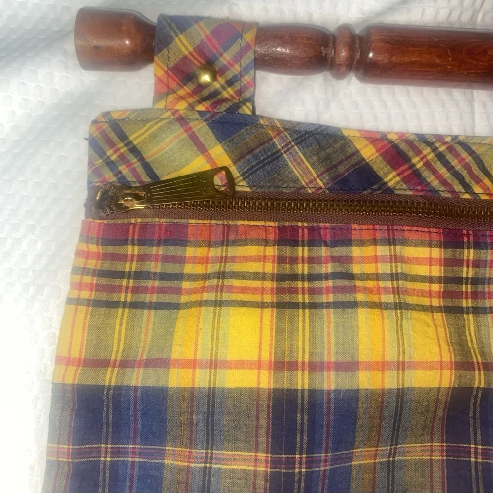 Vintage Granny Core purse/tote Yellow and blue plaid With Wooden Handle - Picture 2 of 7